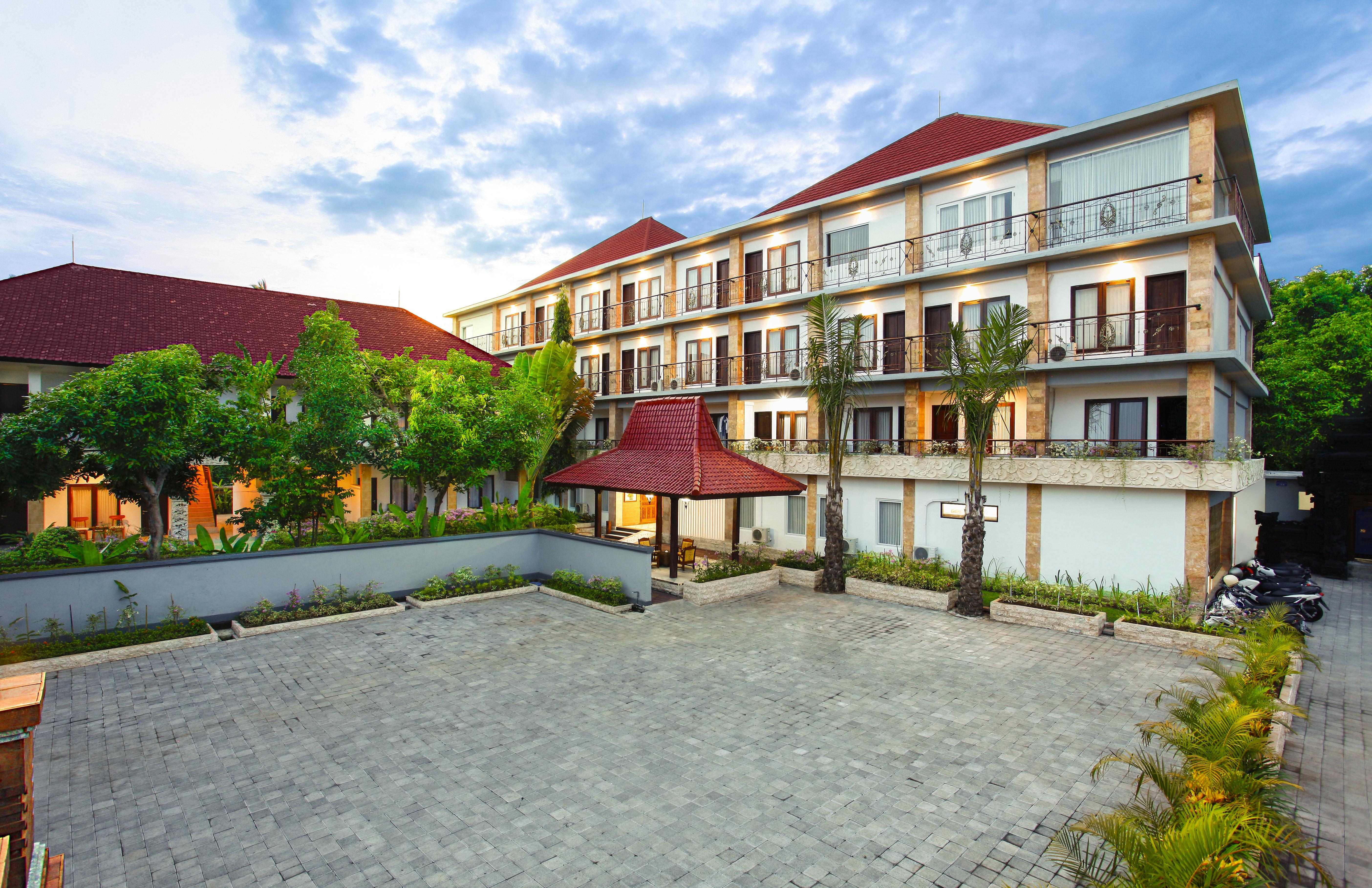 Puri Saron Hotel Baruna Beach Lovina Εξωτερικό φωτογραφία
