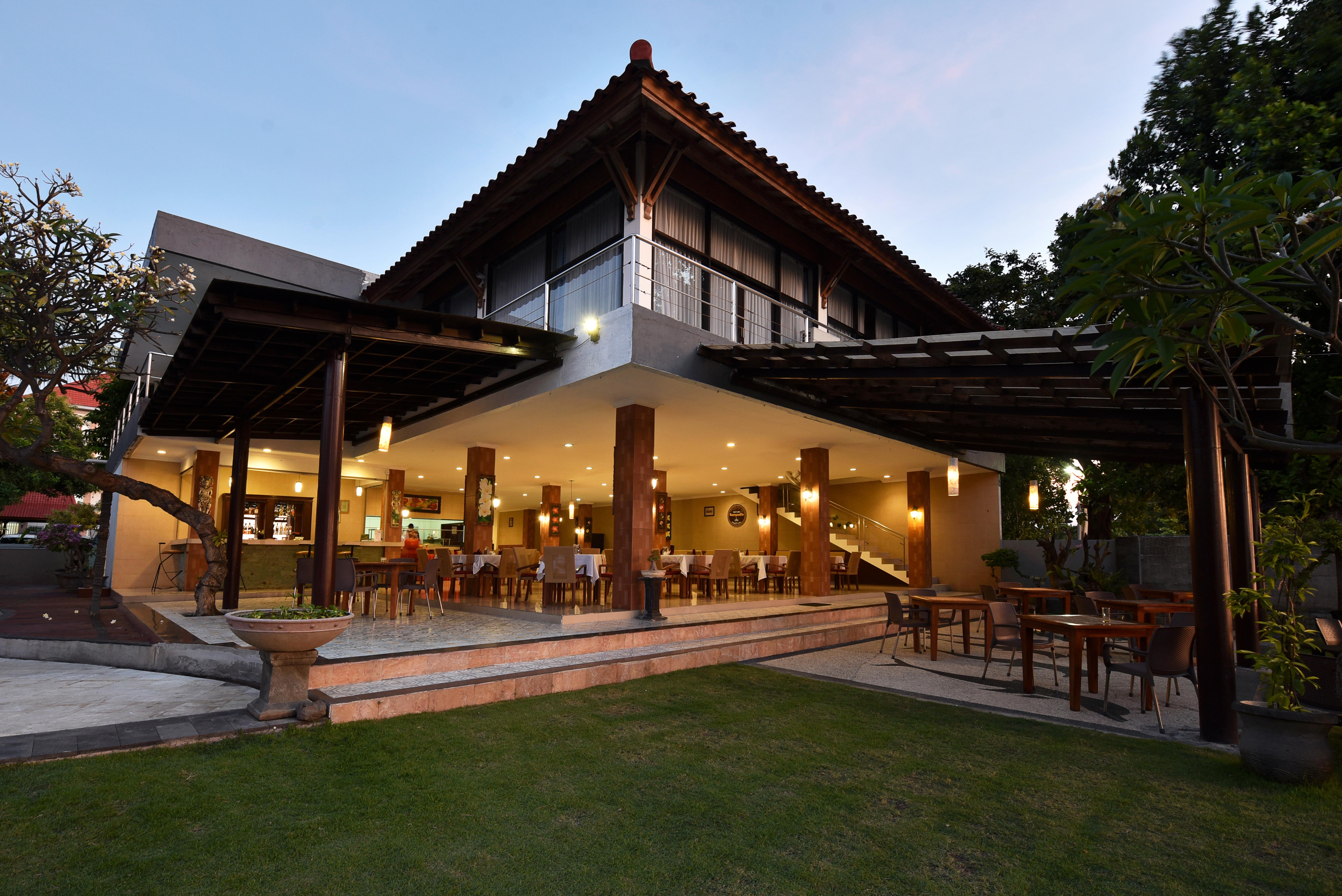 Puri Saron Hotel Baruna Beach Lovina Εξωτερικό φωτογραφία