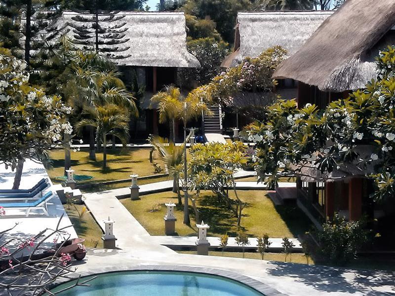 Puri Saron Hotel Baruna Beach Lovina Εξωτερικό φωτογραφία